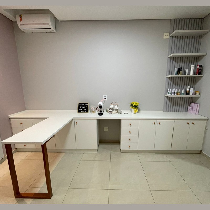 Mesa para atendimento